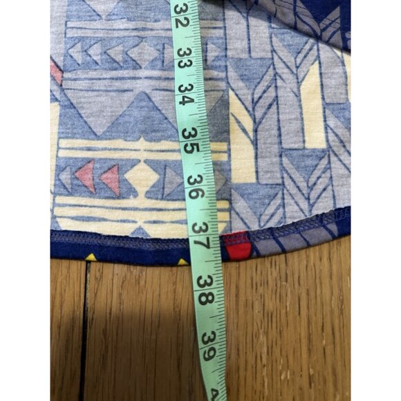 LuLaRoe T Shirt Size XL High Low Short Sleeve Aztec Western Stretch Teacher City - Picture 4 of 8